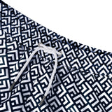 Dunkelblaue Badeshorts mit Muster Nahansicht Andrew&Cole