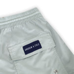 Cargo Badeshorts Nahansicht mit Logo Andrew&Cole