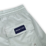 Cargo Badeshorts Nahansicht mit Logo Andrew&Cole